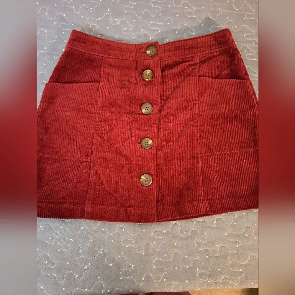 Chloe & Katie corduroy mini skirt size medium